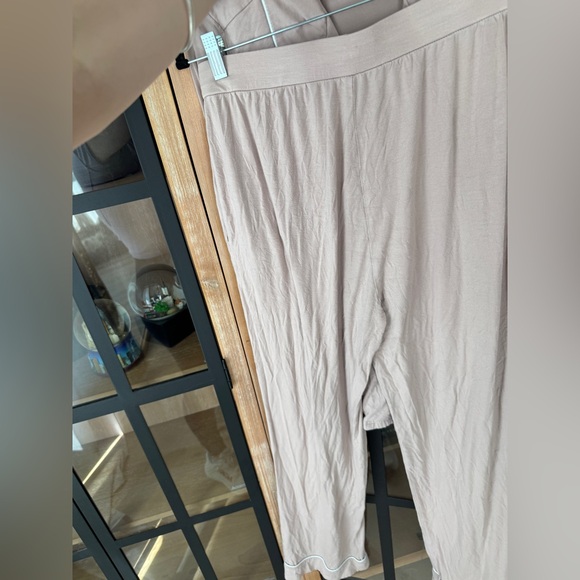 Cozy Earth Bamboo Pajamas set Stretch Knit Long Sleeve Top pants blush button - Picture 8 of 11